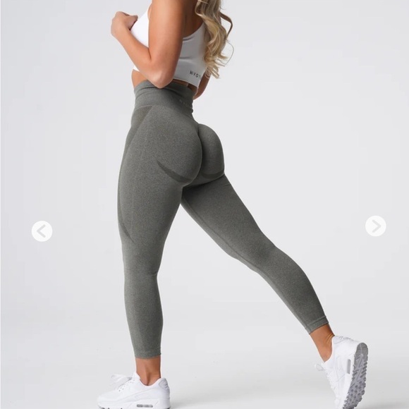 NVGTN Contour Seamless Leggings MEDIUM NWT - Picture 1 of 6